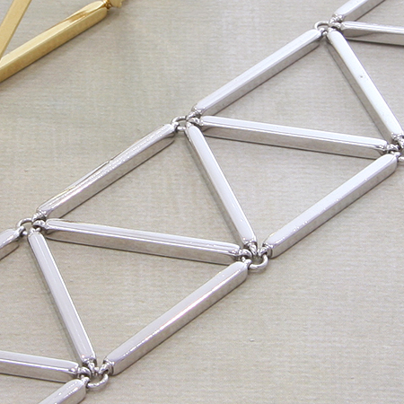 �g���C�A���O���u���X���b�g