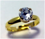 �����O�N���X�^��8�~��